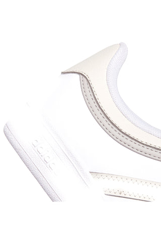 Adidas Hoops 4 Junior Mädchen Weiße Turnschuh