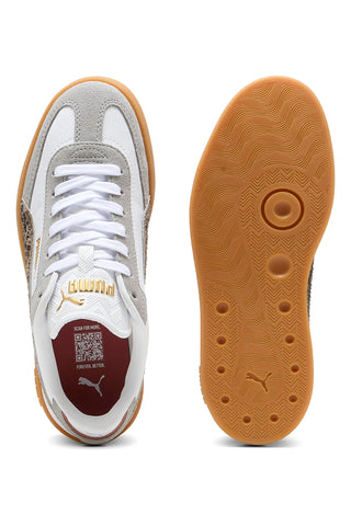 Weiße und graue Sneaker mit Animalier-Details und beiger Sohle Puma Club II Era Animal Flair