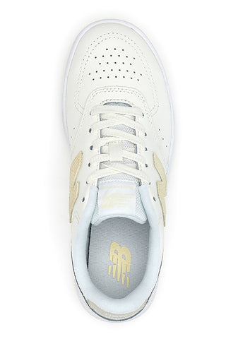 New Balance BBW80POR Damen-Lederschuhe in Off-White mit Kontrastlogo