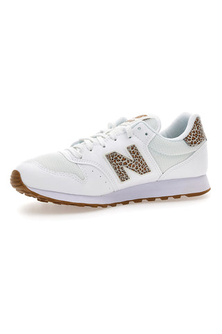 Weiße Sneakers New Balance GW500LW2 mit Animalprint-Details