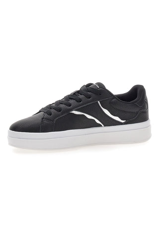 Schwarze Sneakers mit weißer Sohle Champion PRESTIGE PLATFORM