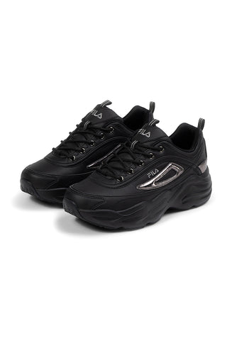 Schwarze Sneakers mit silbernen Details und dicker Sohle Fila FFW0586