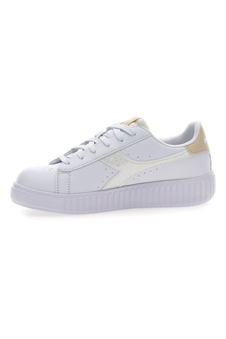 Sneaker da donna bianche con platform e dettagli oro Diadora Game Step Glam GS