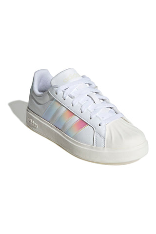 Weiße Sneakers mit schillernden Streifen und Muschelspitze Adidas Streettalk J