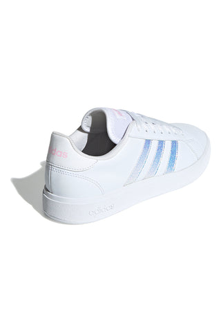 Adidas Grand Court Base 2.0 Sneaker in Weiß mit schillernden Details