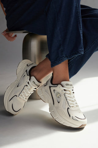 Scarpe beige in mesh Champion RT25