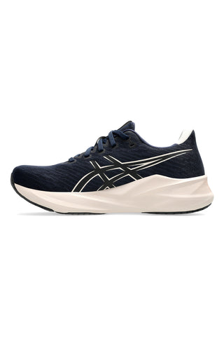 Marineblaue Laufschuhe mit Amplifoam+: Asics Versablast 4