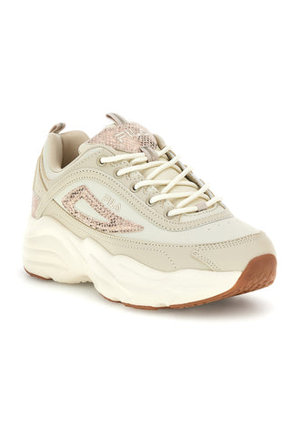 Beigefarbene Sneaker mit reliefartigen Einsätzen: Fila Skye Zp