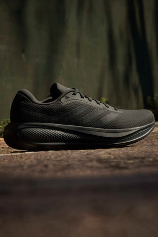 Scarpe da running nere con Ortholite e Cloudfoam Adidas Response runner 2