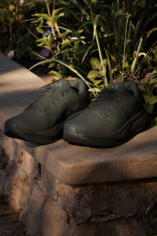 Scarpe da running nere con Ortholite e Cloudfoam Adidas Response runner 2