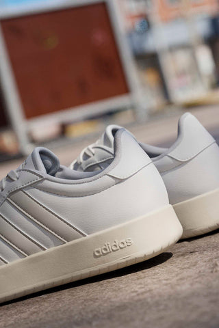 Sneakers Bianche Adidas Barreda