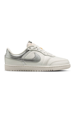 Sneakers Bianche e Argento Nike Air Jordan Skyline Low LE