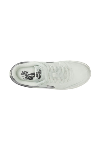 Sneakers Bianche e Argento Nike Air Jordan Skyline Low LE