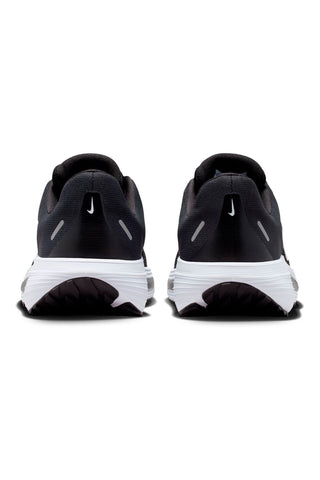 Schwarze Nike Quest 7 Sneaker