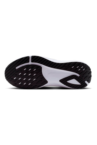 Schwarze Nike Quest 7 Sneaker
