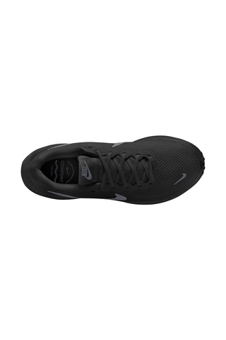 Sneakers nere Nike Revolution 8