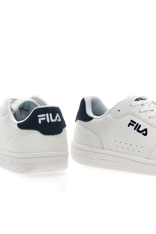 Weiße Sneakers mit Schnürsenkeln Fila Netforce II