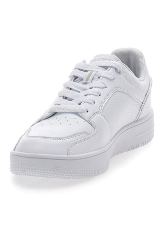 Weiße Sneaker „Champion Rebound 2.0 Low“ mit lässigen Schnürsenkeln