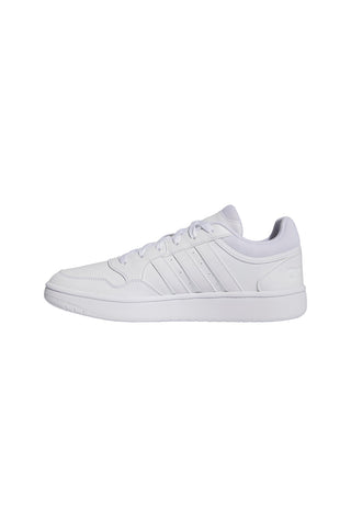 Weiße Turnschuhe mit Schnürsenkeln Adidas Hoops 3.0