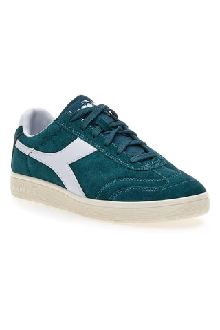 Grüne Sneakers mit weißem DIADORA KICK-Logo