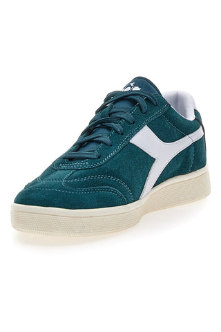 Grüne Sneakers mit weißem DIADORA KICK-Logo