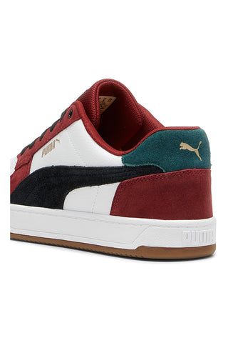 Rot-weiße Sneaker mit Puma Cavern 2.0 Year of Sport-Details