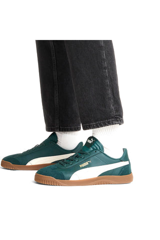 Grüner Sneaker mit PUMA Club 5v5 SD-Gummisohle
