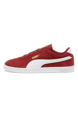 Rote Turnschuhe mit weißem Puma Club II-Logo
