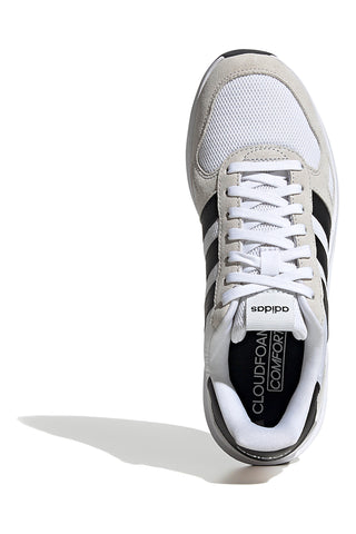 Weiße Adidas RUN 84 Laufschuhe