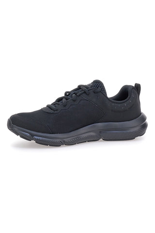 Total schwarze Under Armour Charged Assert 10 Laufschuhe