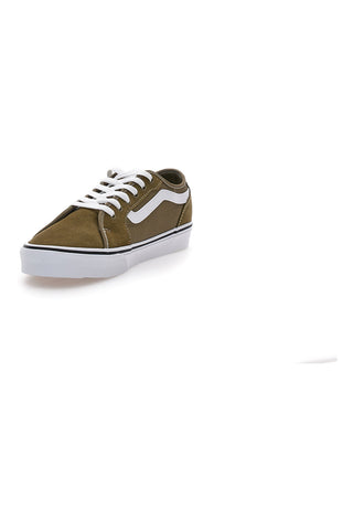 Olivgrüne Sneakers mit weißen Schnürsenkeln von Vans Filmore Decon
