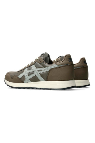 Taupefarbene Sneakers mit grauen Seitendetails ASICS TIGER RUNNER II