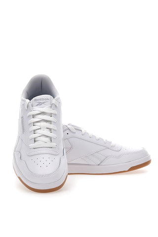 Weiße Sneakers mit Reebok Court Advance-Lederobermaterial