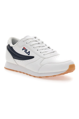 Weiße und blaue Sneakers mit herausnehmbarer Fila Orbit-Einlegesohle