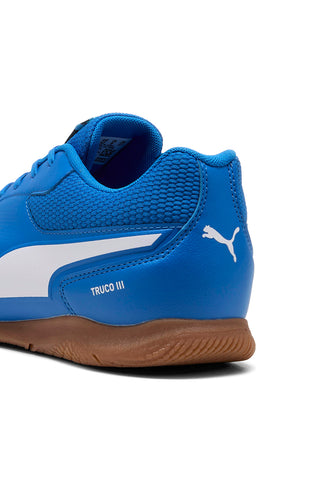 Puma Truco III Indoor Fußballschuhe mit blauer Sohle