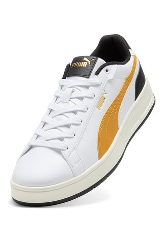 Puma Court Classico Weiße Sneakers mit gelben und schwarzen Details