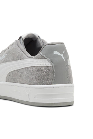 Sneakers grigie in pelle scamosciata con suola in gomma Puma Court Classic Clean SD