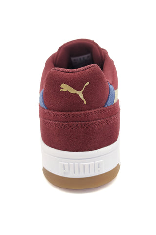 Burgunderfarbene Wildleder-Sneaker mit beigen Details: Puma Court Classico SD