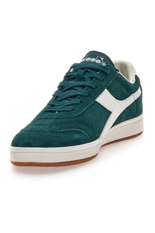 Grüne Wildleder-Sneaker mit seitlichem Diadora Kick-Logo