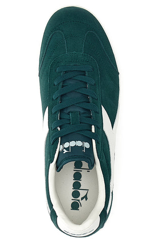 Grüne Wildleder-Sneaker mit seitlichem Diadora Kick-Logo