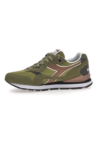 Diadora N.92 – Sneaker aus Stoff und Wildleder in Militärgrün