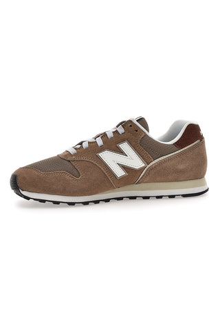Sneakers marroni in suede con logo bianco New Balance 373