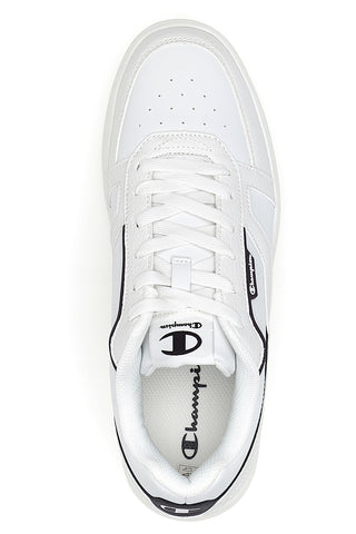 Weiße Sneakers „Clay Evolve“ von Champion mit schwarzen Profilen