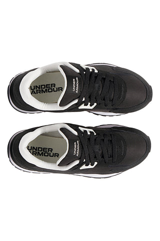 Under Armour – Essential Runner – Schwarze Nylon-Sneaker mit Wildledereinsätzen