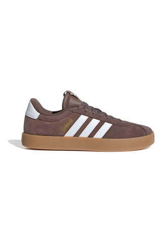 Adidas VL Court 3 braune Sneaker mit weißen Streifen und gummierter Sohle