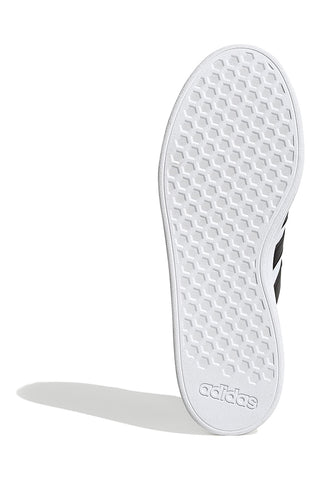 Adidas Grand Court Base 2 Weiße Sneaker mit schwarzen Streifen im Tennis-Stil