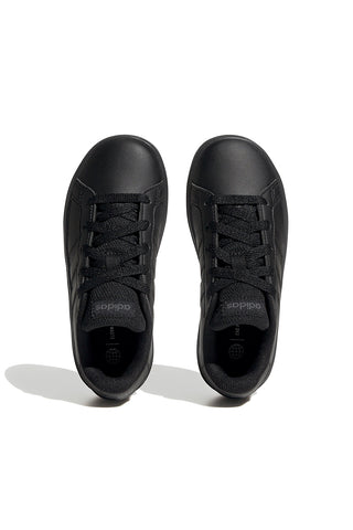 Schwarze Adidas Grand Court 2 K-Sneaker mit monochromem Profil