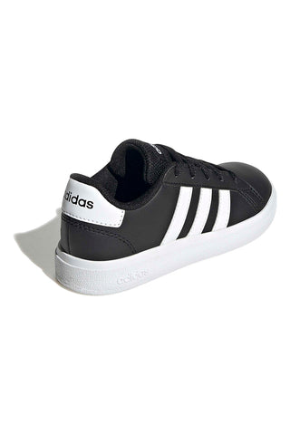 Adidas Grand Court 2 K schwarze Schuhe mit weißen Streifen aus synthetischen Materialien