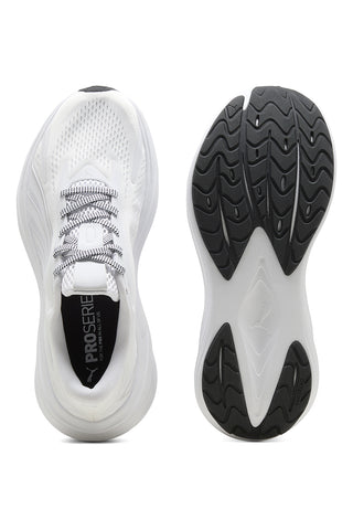 Weiße Laufschuhe aus Mesh mit Profoam-Dämpfung Puma Maxima Pro