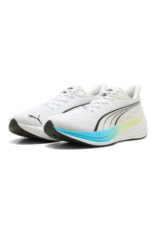 Weiße Laufschuhe aus Mesh mit farbverlaufender Sohle und Profoam-Dämpfung Puma Darter Pro 2
